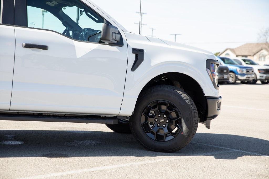 new 2025 Ford F-150 car, priced at $49,976