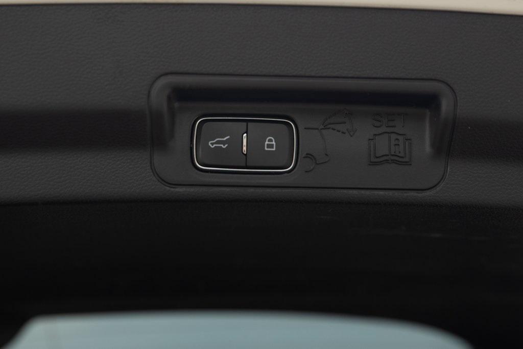 used 2022 Ford Explorer car, priced at $33,971