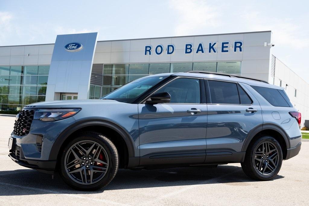 new 2025 Ford Explorer car, priced at $57,903