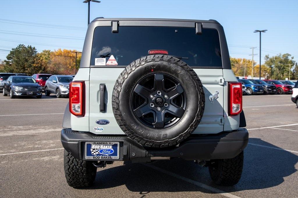 new 2024 Ford Bronco car, priced at $47,006