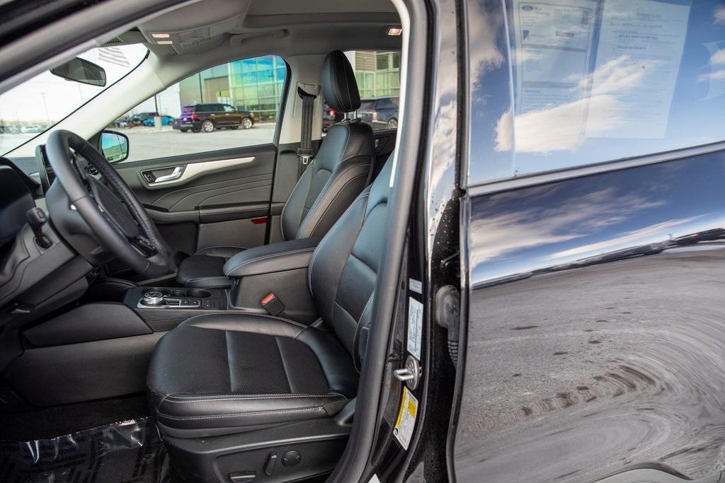 used 2022 Ford Escape car, priced at $23,877