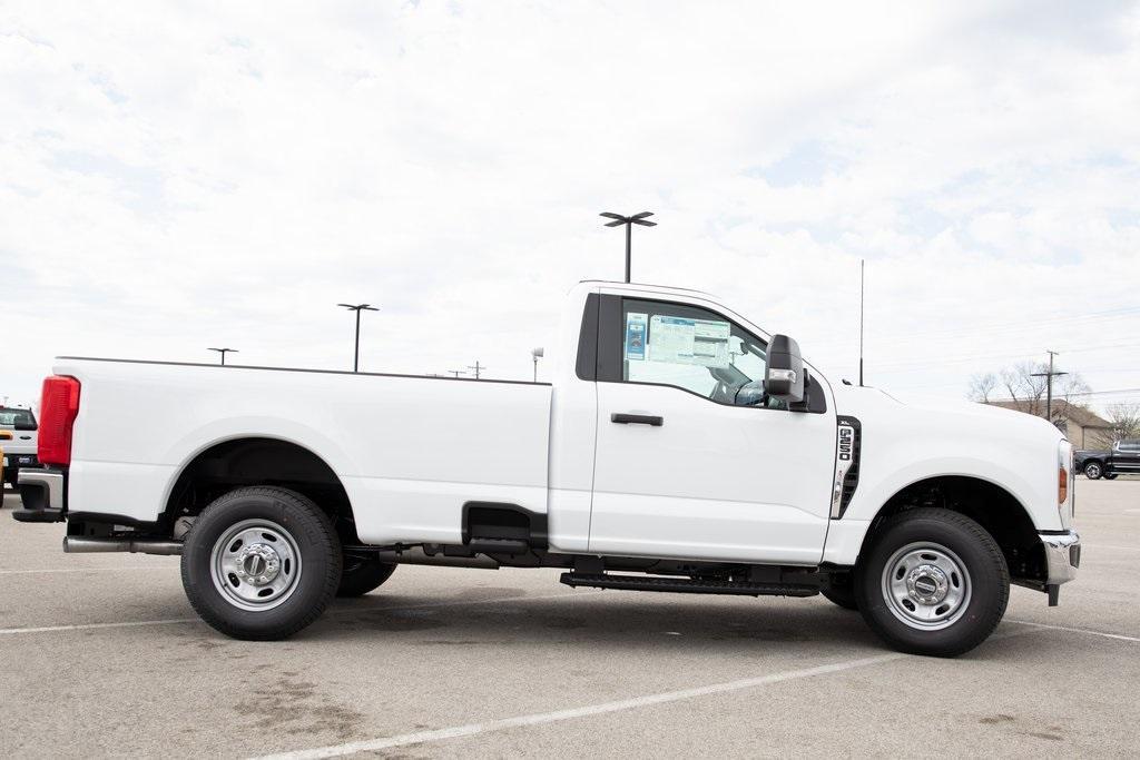 new 2025 Ford F-250 car, priced at $45,624