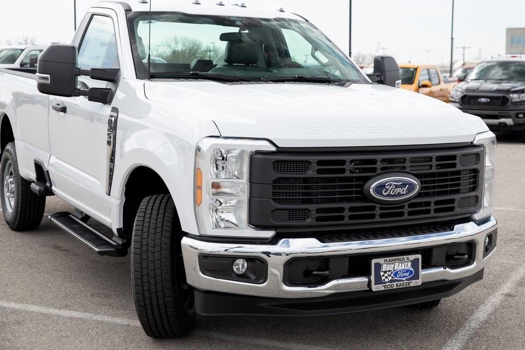 new 2025 Ford F-250 car, priced at $45,624