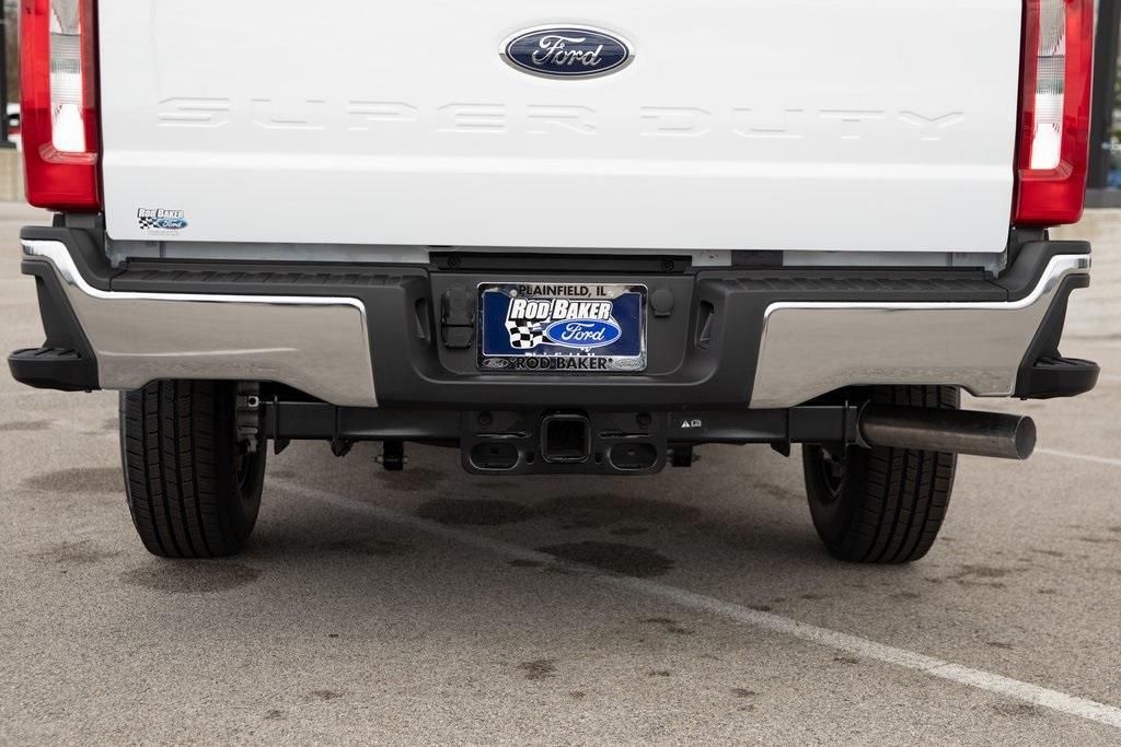 new 2025 Ford F-250 car, priced at $45,624