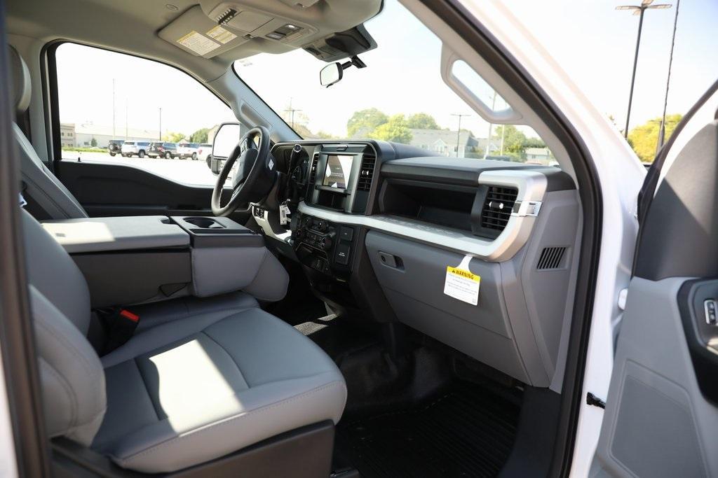 new 2026 Ford F-450 car, priced at $59,332