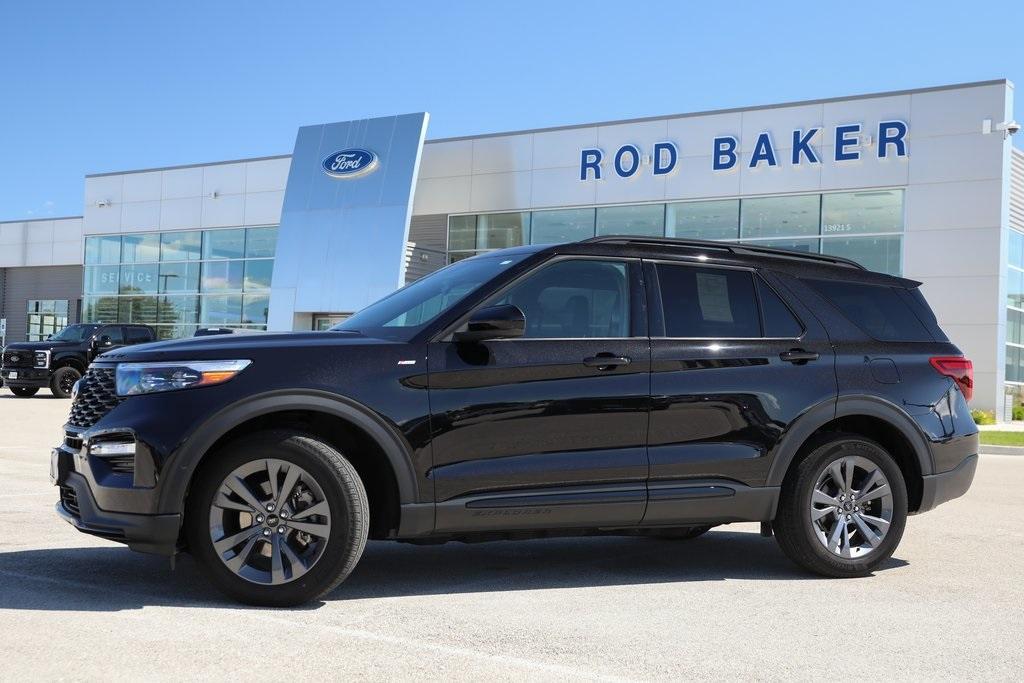 used 2023 Ford Explorer car, priced at $40,997