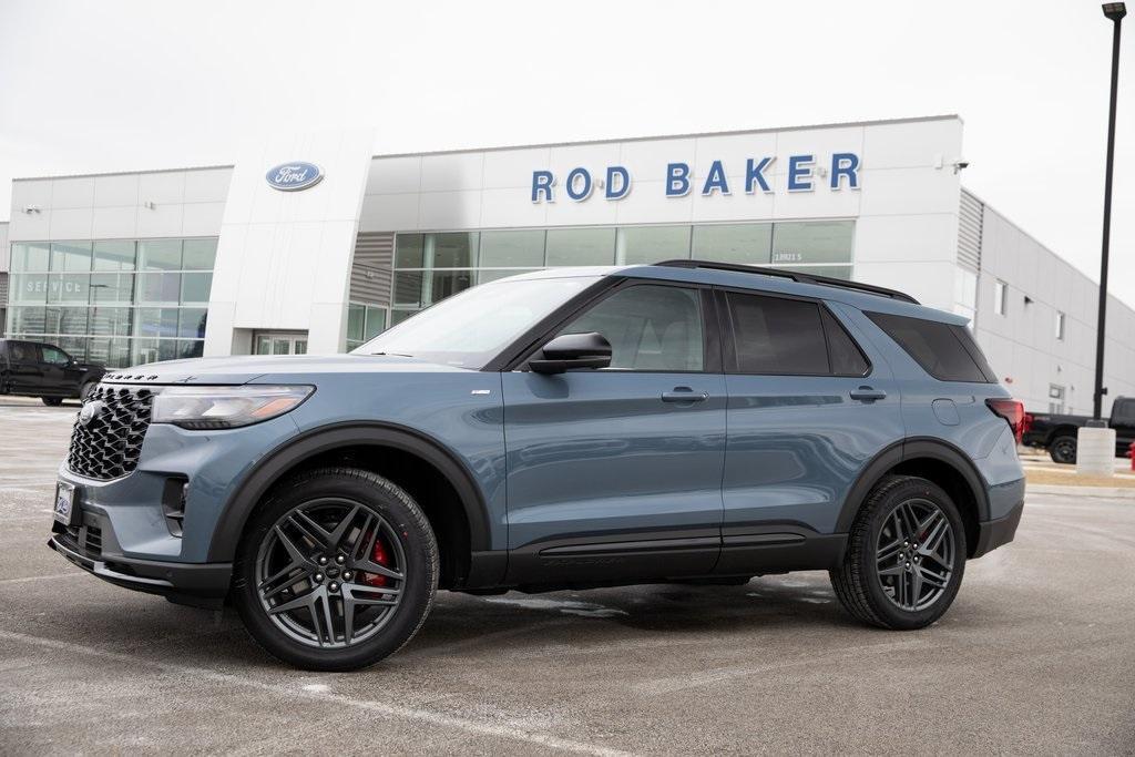 new 2025 Ford Explorer car, priced at $49,394