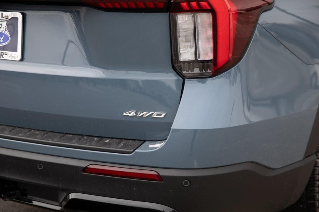 new 2025 Ford Explorer car, priced at $49,394