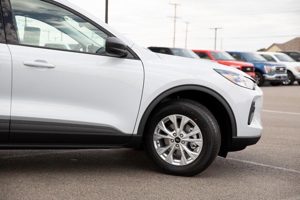 new 2025 Ford Escape car, priced at $30,714