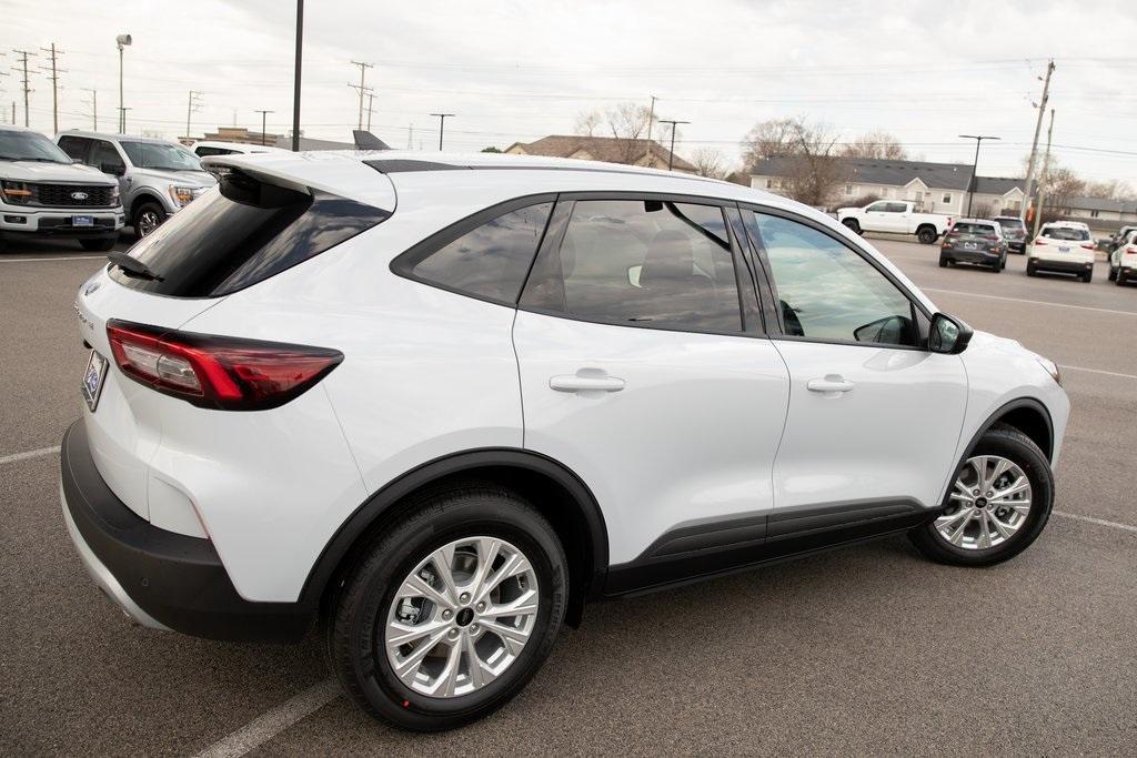 new 2025 Ford Escape car, priced at $30,714