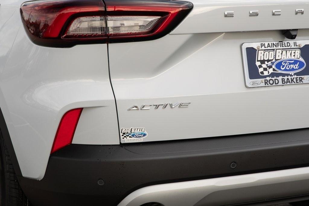 new 2025 Ford Escape car, priced at $30,714