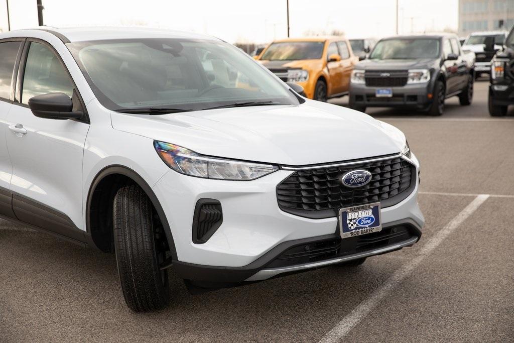 new 2025 Ford Escape car, priced at $30,714