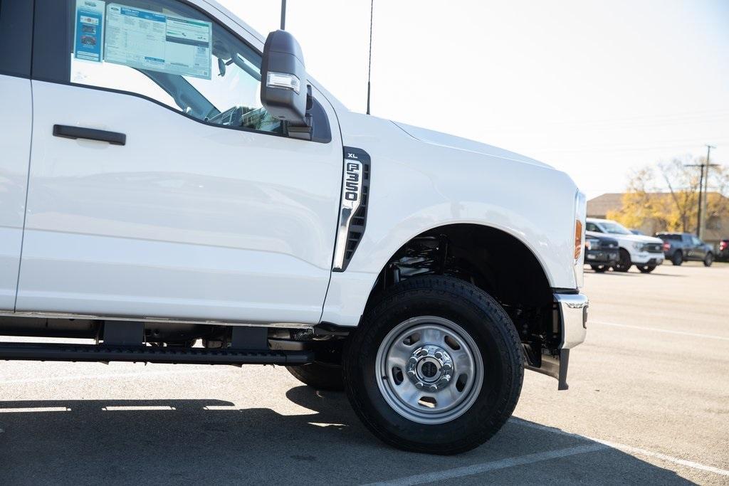 new 2024 Ford F-350 car, priced at $53,572