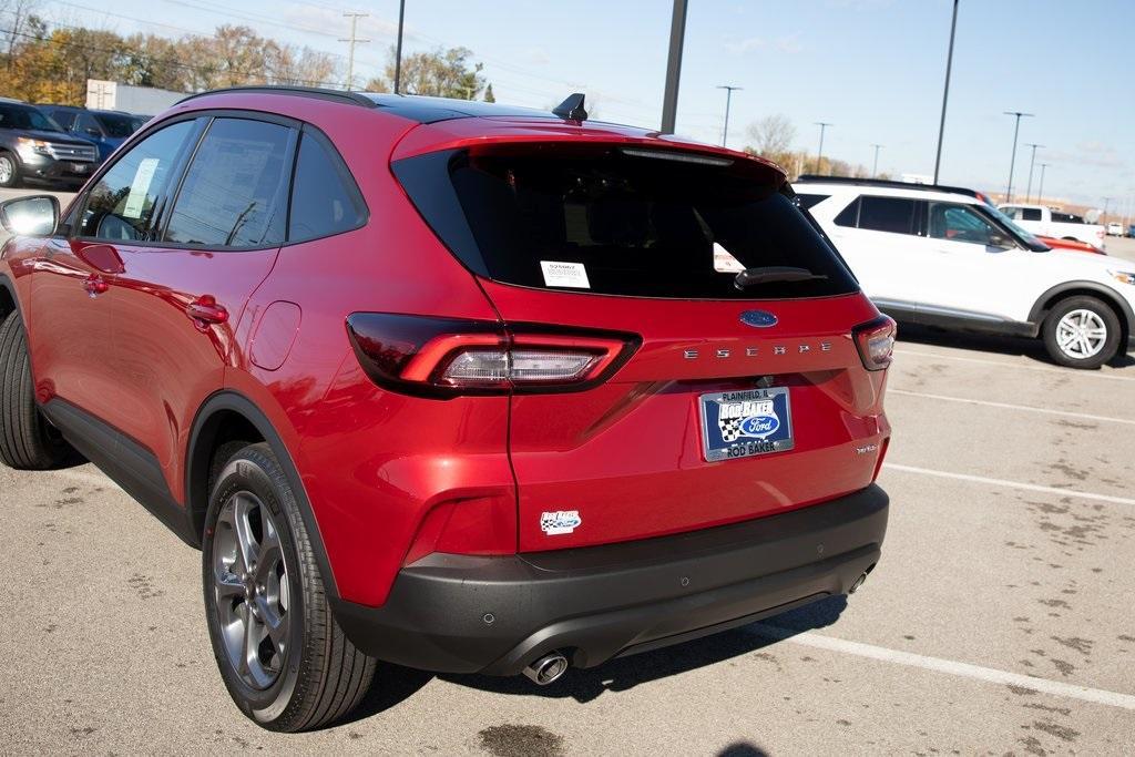 new 2025 Ford Escape car, priced at $33,902