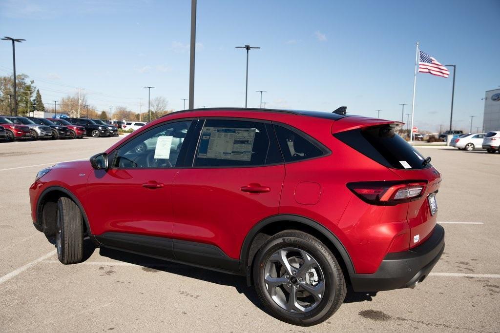 new 2025 Ford Escape car, priced at $33,902