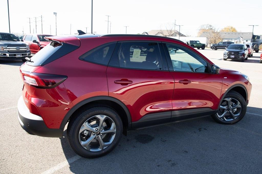 new 2025 Ford Escape car, priced at $33,902