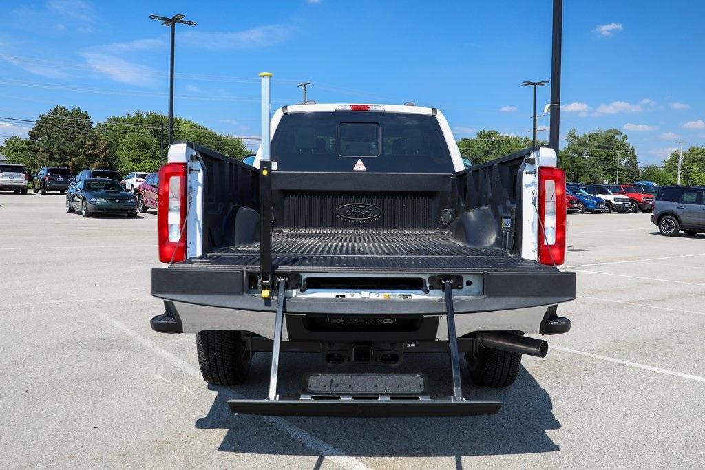 new 2025 Ford F-250 car, priced at $49,920