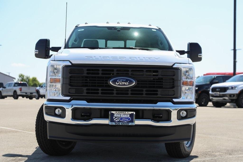 new 2025 Ford F-250 car, priced at $49,920