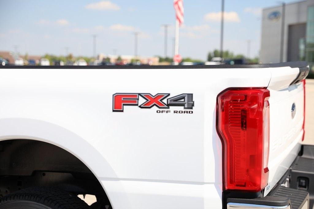 new 2025 Ford F-250 car, priced at $49,920