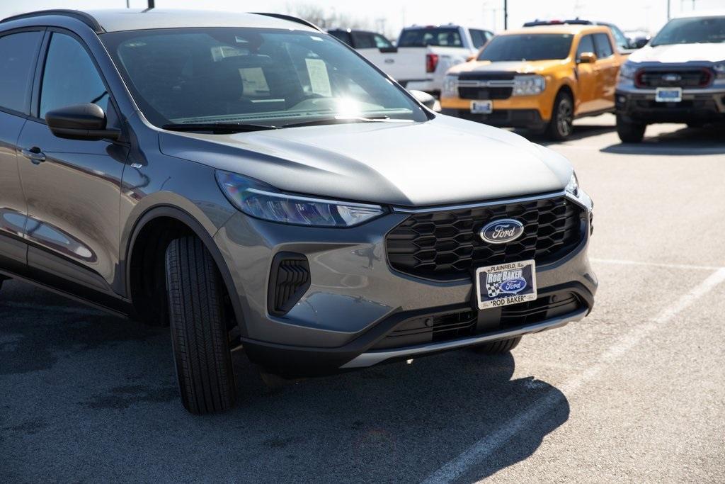 new 2025 Ford Escape car, priced at $31,920