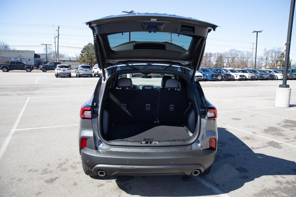 new 2025 Ford Escape car, priced at $31,920