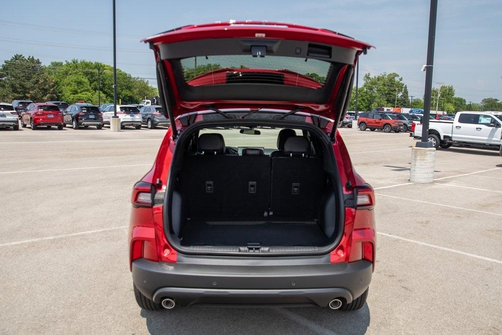 new 2025 Ford Escape car, priced at $31,344