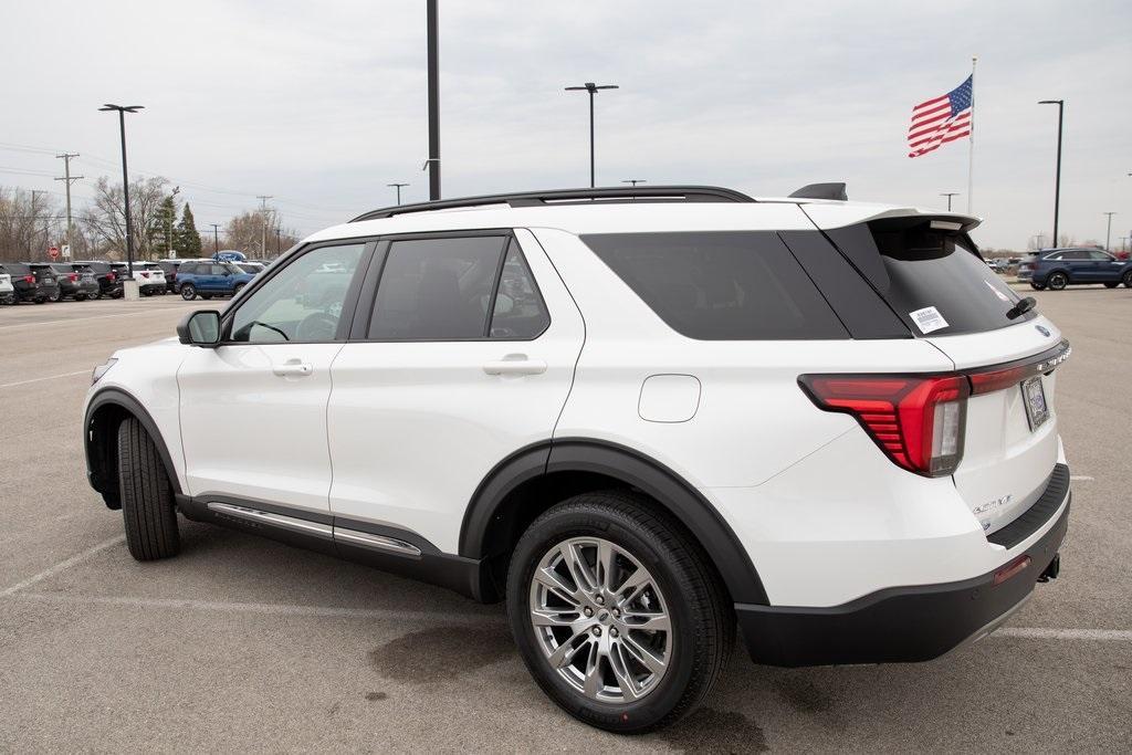 new 2025 Ford Explorer car
