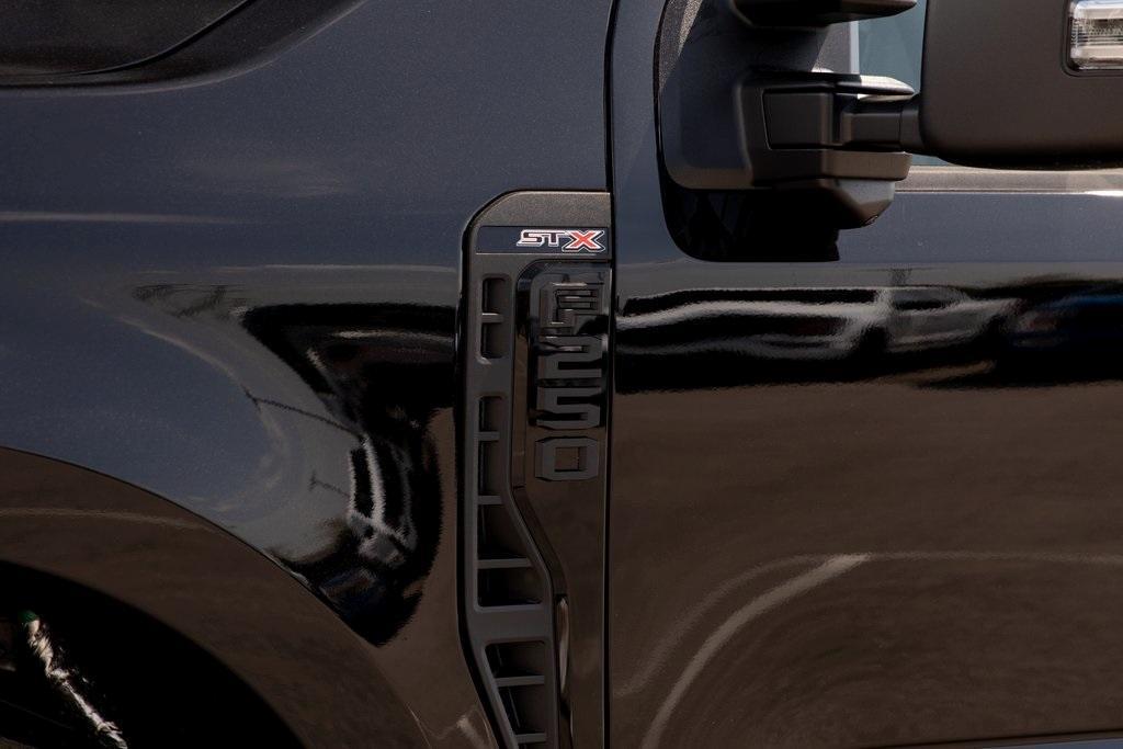new 2025 Ford F-250 car, priced at $57,694