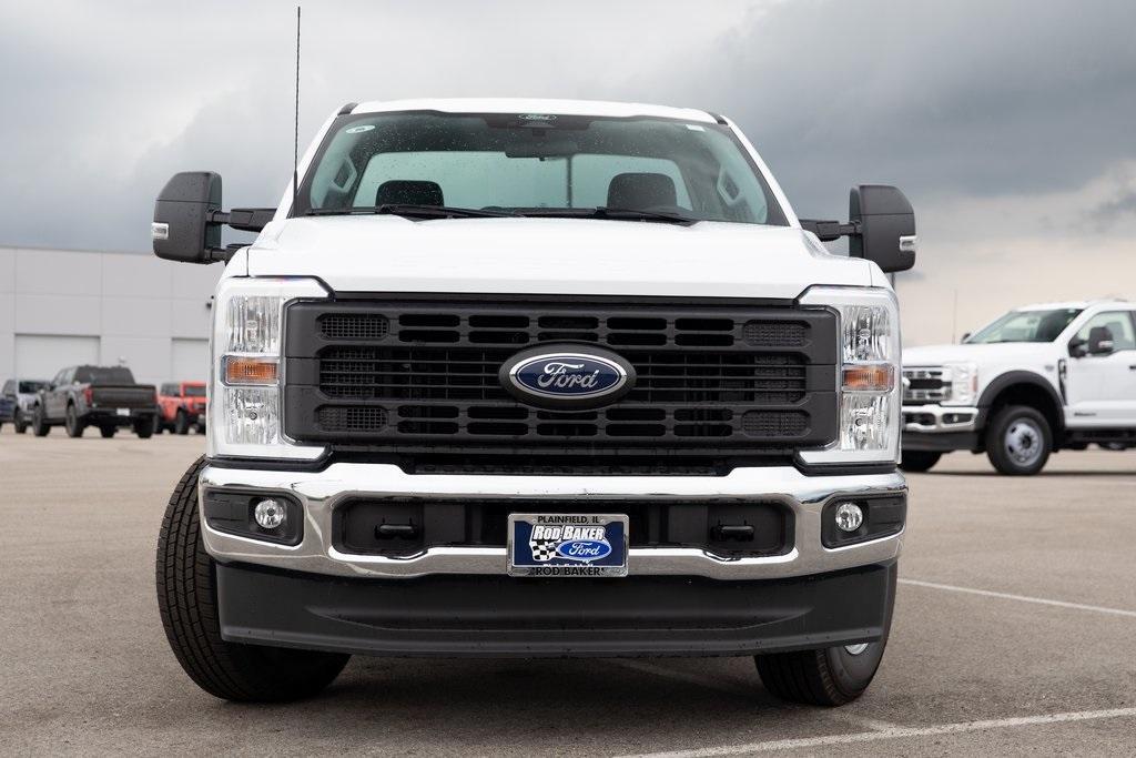 new 2024 Ford F-250 car, priced at $45,695