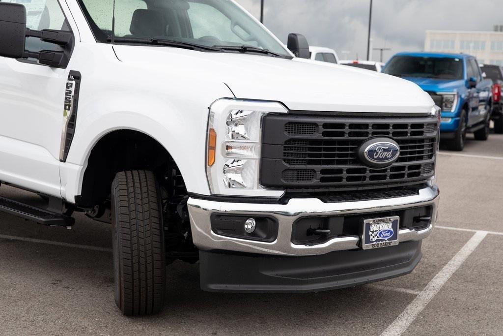 new 2024 Ford F-250 car, priced at $45,695