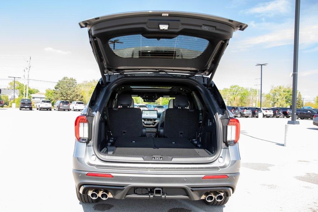 new 2025 Ford Explorer car, priced at $57,858