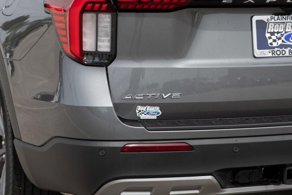 new 2025 Ford Explorer car, priced at $47,126
