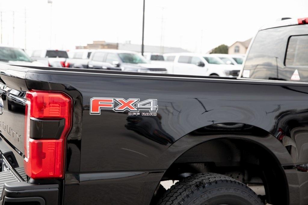 new 2025 Ford F-250 car, priced at $59,011