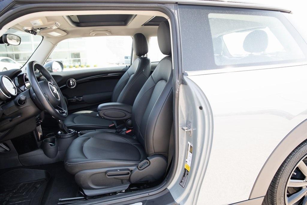 used 2015 MINI Hardtop car, priced at $12,999