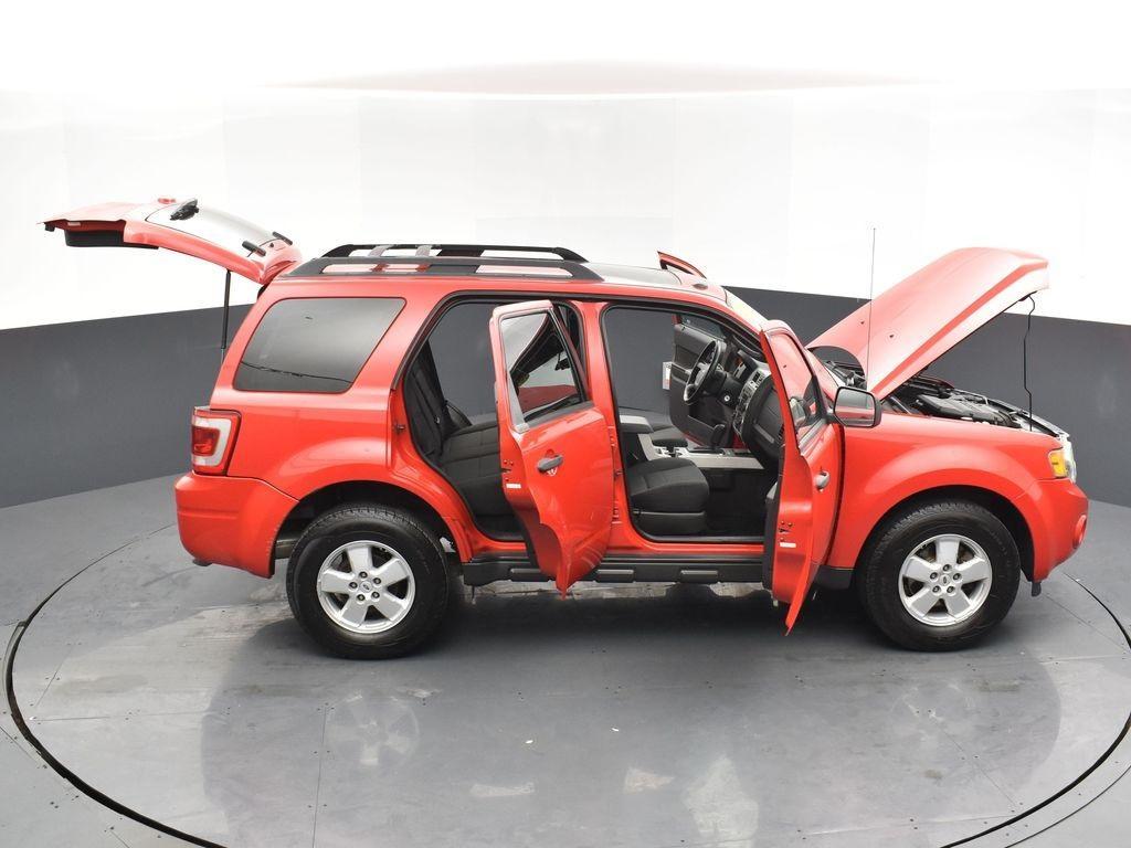 used 2009 Ford Escape car, priced at $7,000