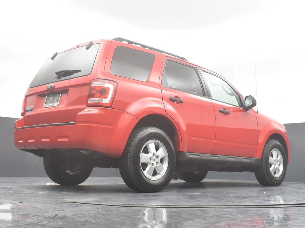 used 2009 Ford Escape car, priced at $7,000