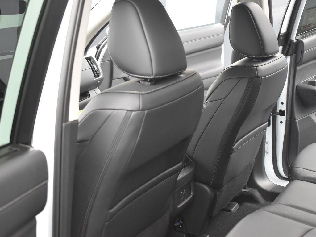 new 2025 Nissan Pathfinder car, priced at $45,563