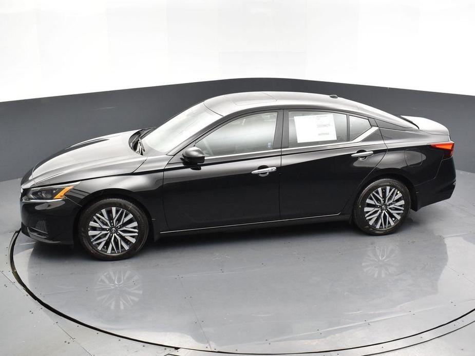 new 2024 Nissan Altima car, priced at $29,825