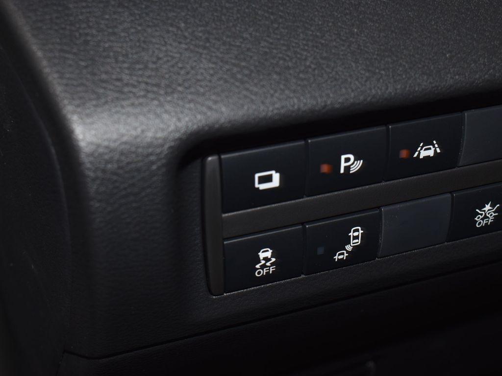 new 2025 Nissan Kicks Play car, priced at $22,150