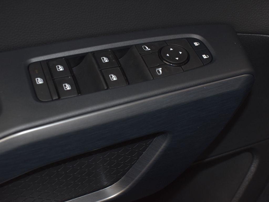 new 2025 Nissan Pathfinder car, priced at $46,505