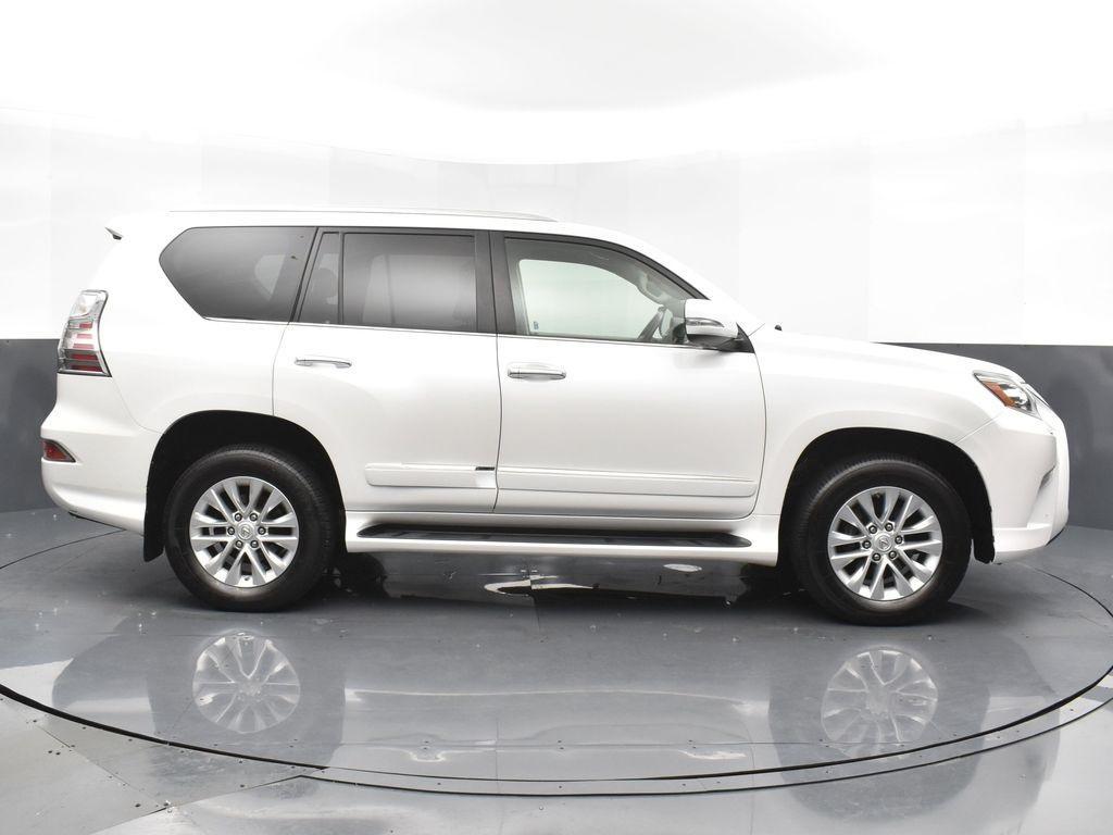 used 2018 Lexus GX 460 car, priced at $32,000
