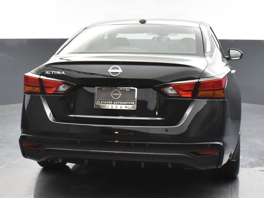 new 2025 Nissan Altima car, priced at $25,450