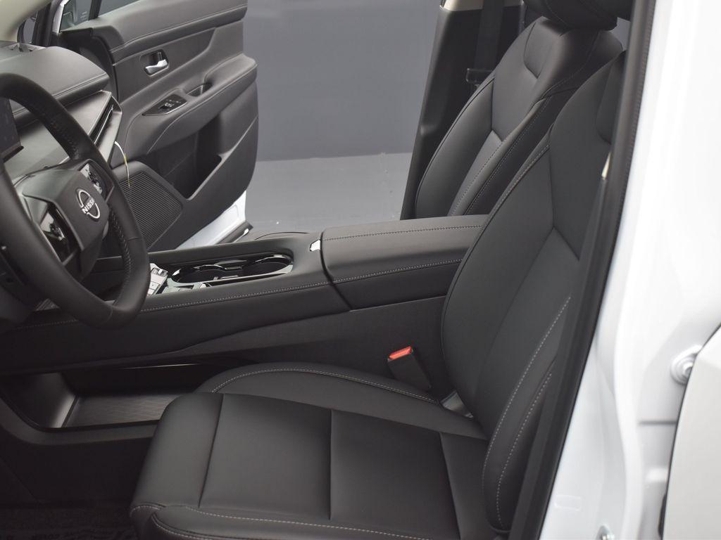 new 2025 Nissan Murano car, priced at $45,095