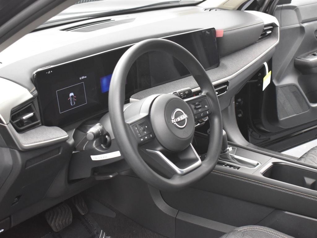 new 2025 Nissan Kicks car, priced at $26,160