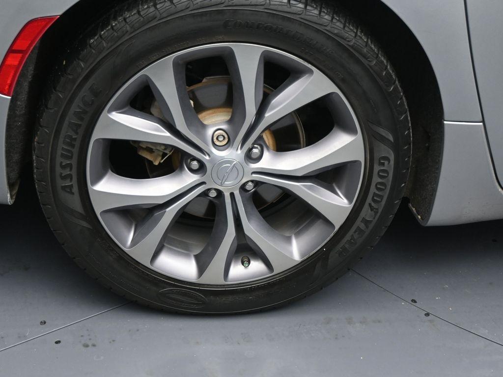 used 2019 Chrysler Pacifica car, priced at $22,000