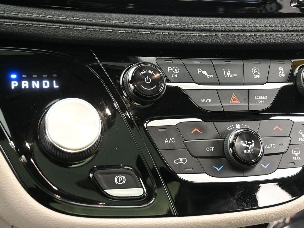 used 2019 Chrysler Pacifica car, priced at $22,000