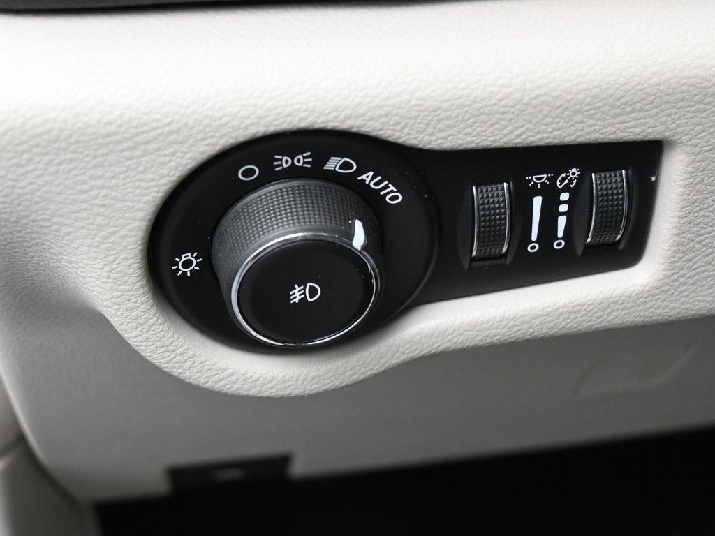 used 2019 Chrysler Pacifica car, priced at $22,000