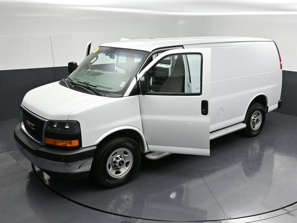 used 2017 GMC Savana 2500 car, priced at $16,000