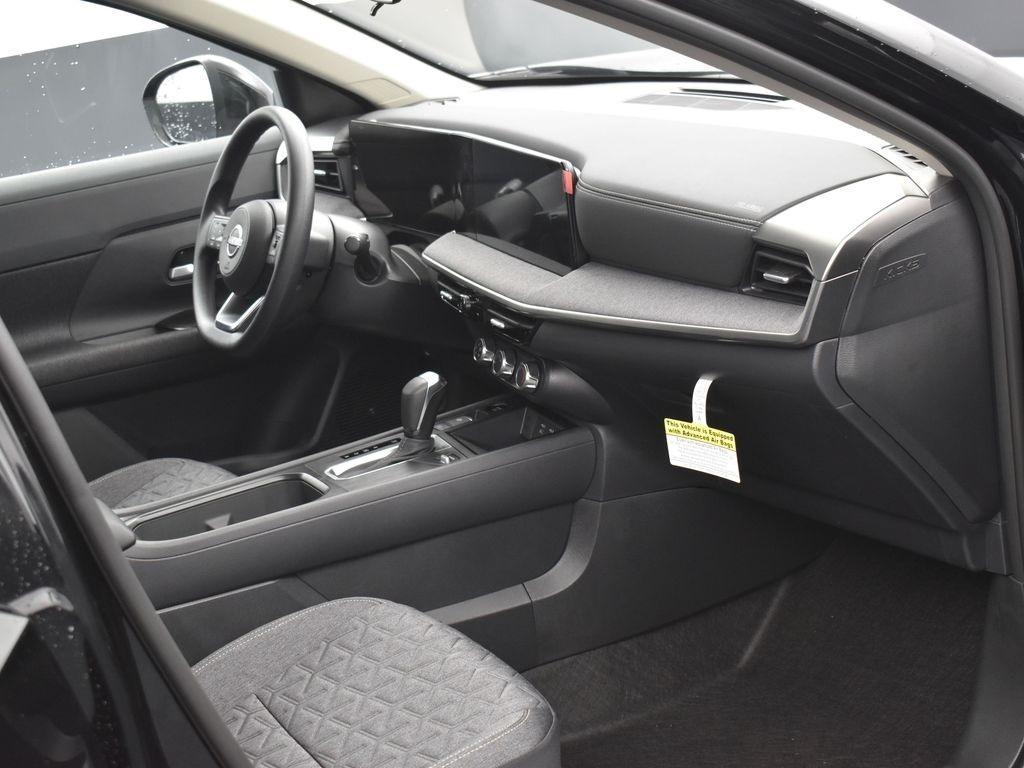 new 2025 Nissan Kicks car, priced at $22,537