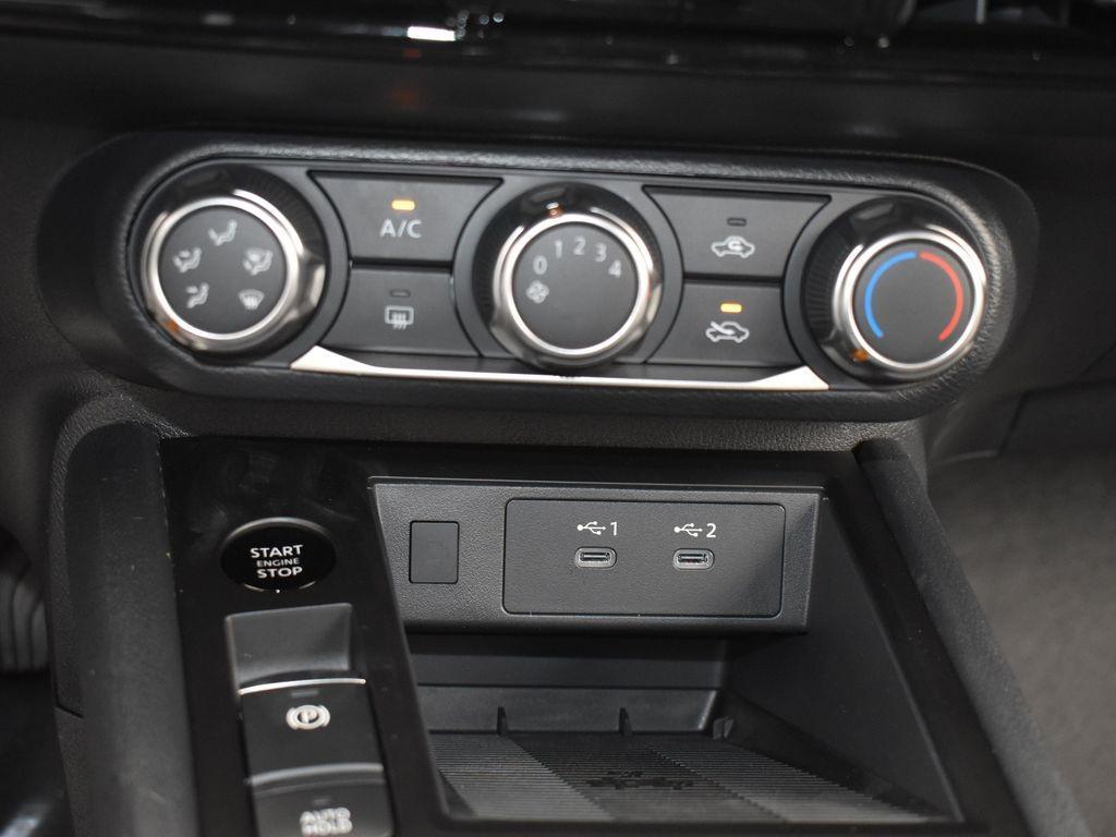 new 2025 Nissan Kicks car, priced at $22,537